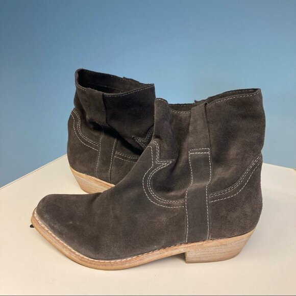 SAM EDELMAN Sz 8.5 Suede Western Style Stacked 1.5” Heel Booties - Picture 4 of 10
